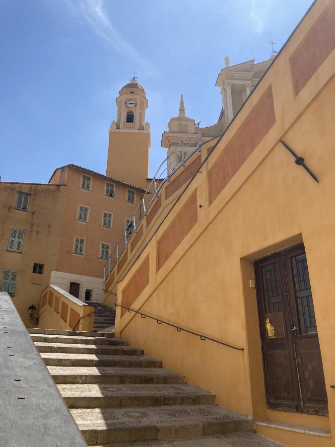 Queen Riviera : Climatisation, Parking, Terrasse Menton Buitenkant foto