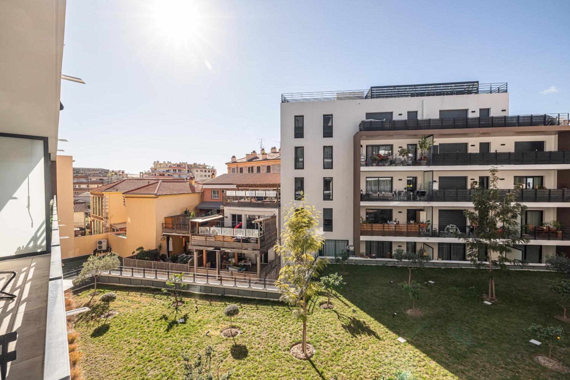 Queen Riviera : Climatisation, Parking, Terrasse Menton Buitenkant foto