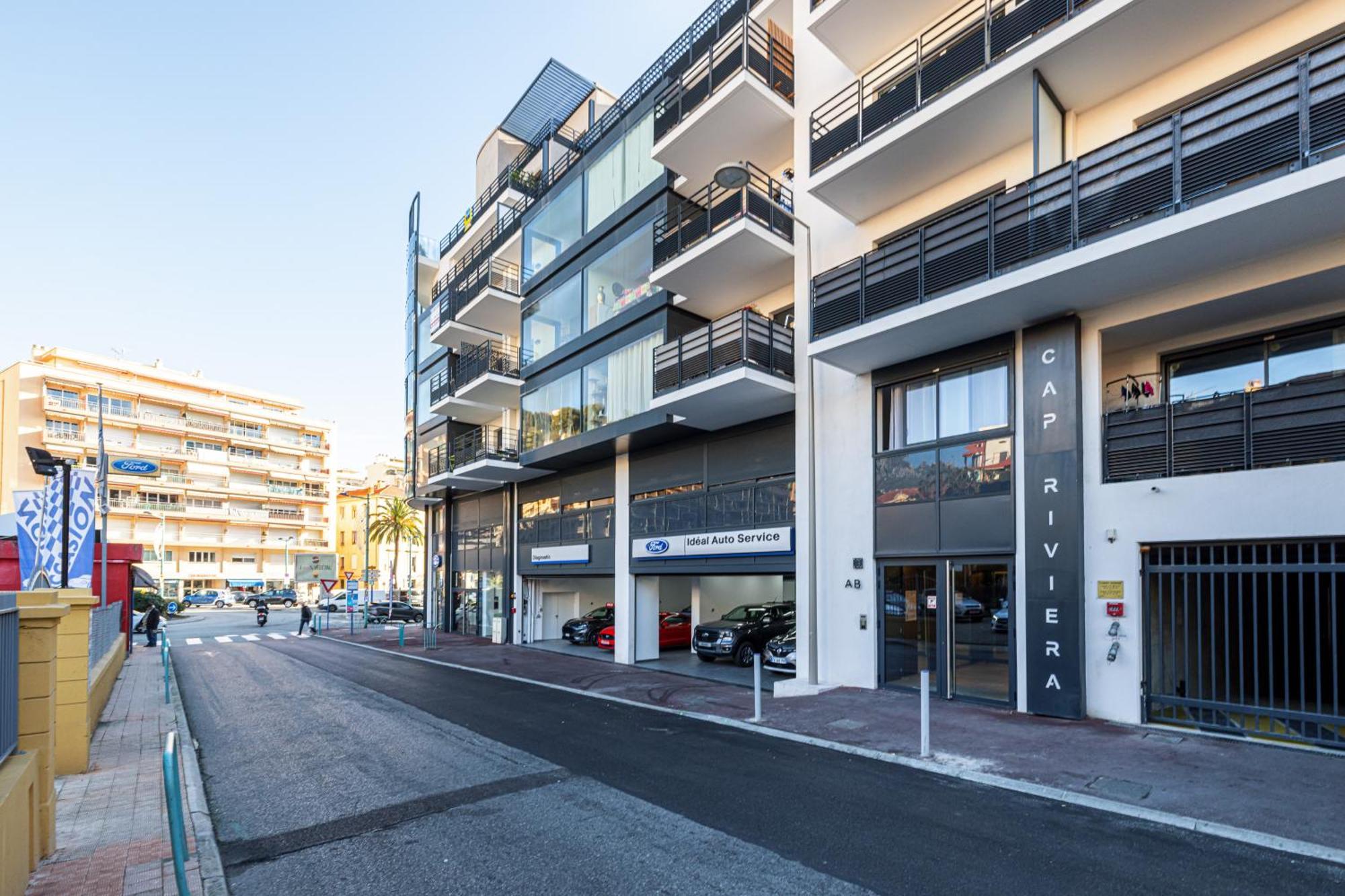 Queen Riviera : Climatisation, Parking, Terrasse Menton Buitenkant foto